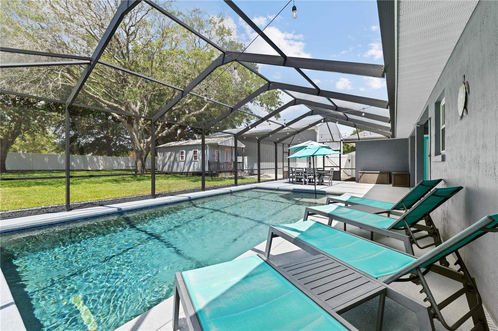 HAMILTON RIDGE - Residential
