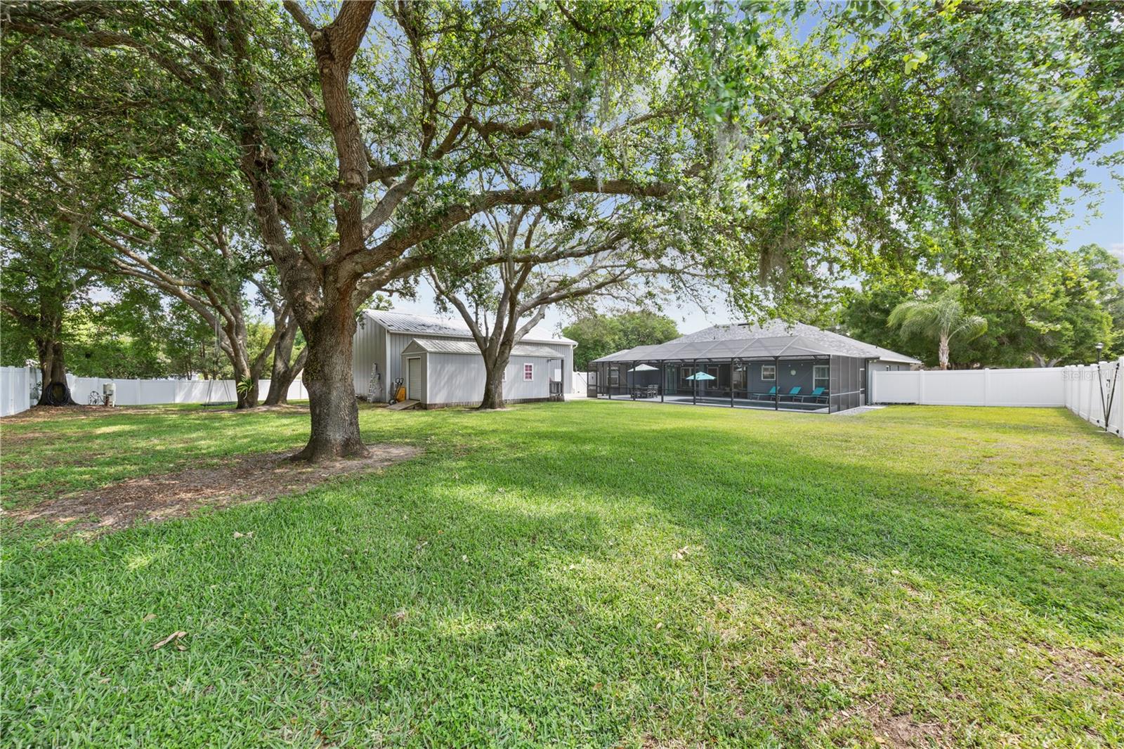 HAMILTON RIDGE - Residential