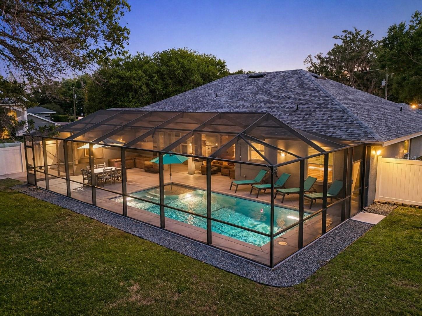 HAMILTON RIDGE - Residential