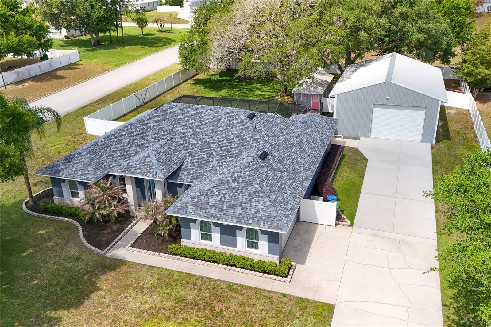 HAMILTON RIDGE - Residential
