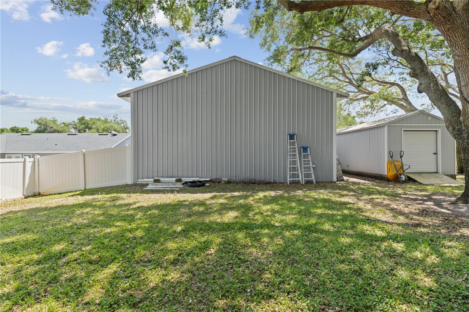 HAMILTON RIDGE - Residential
