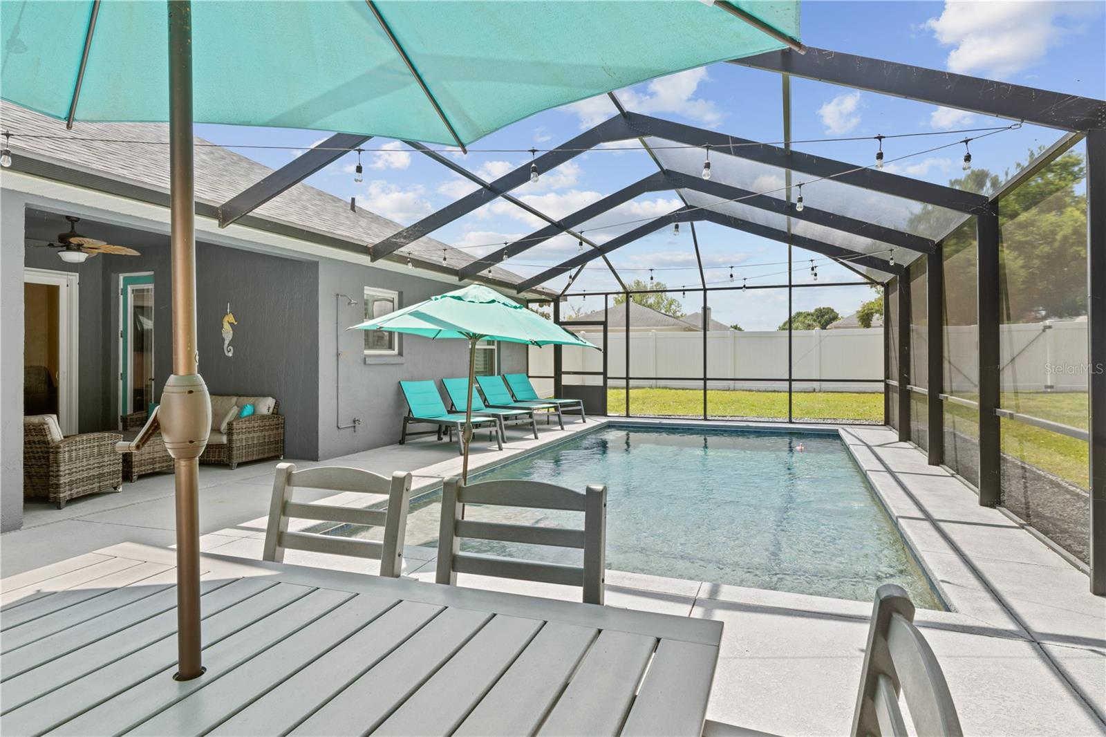 HAMILTON RIDGE - Residential