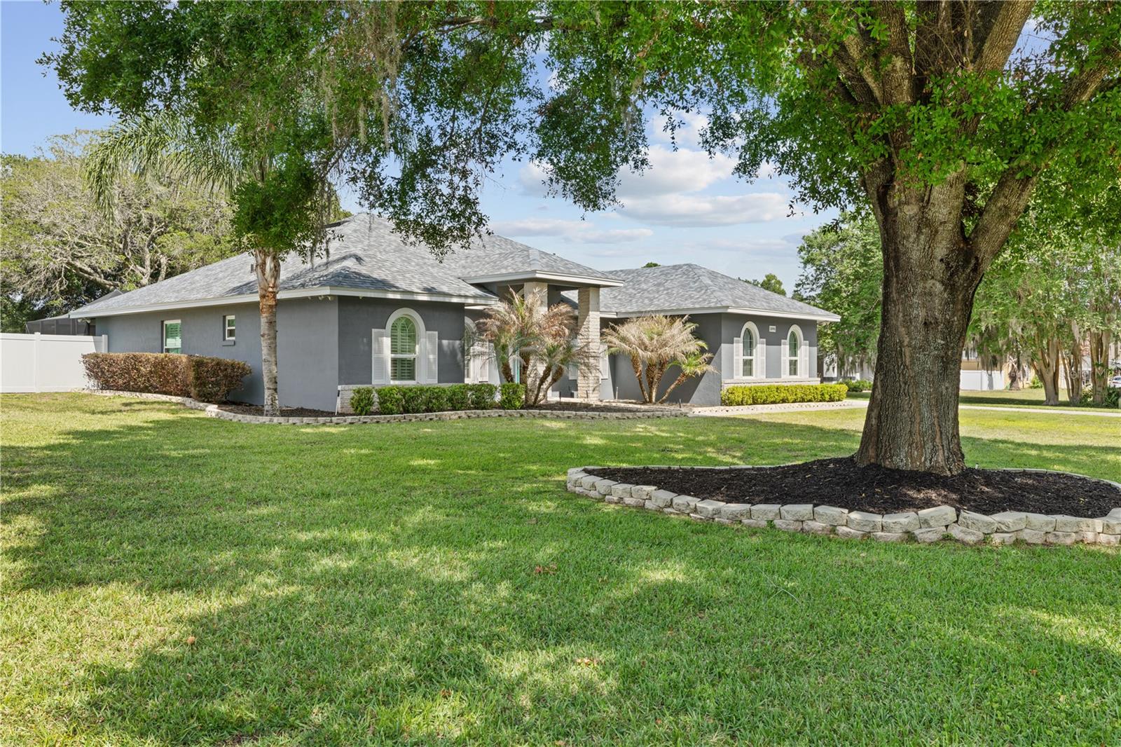 HAMILTON RIDGE - Residential