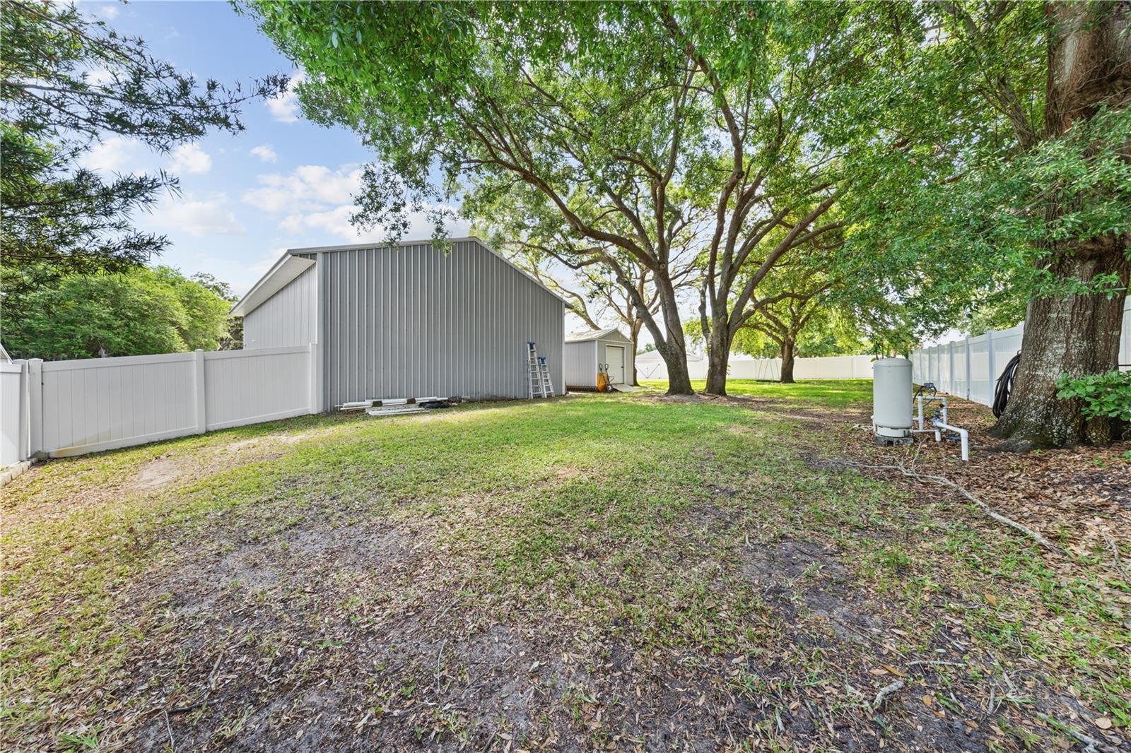 HAMILTON RIDGE - Residential