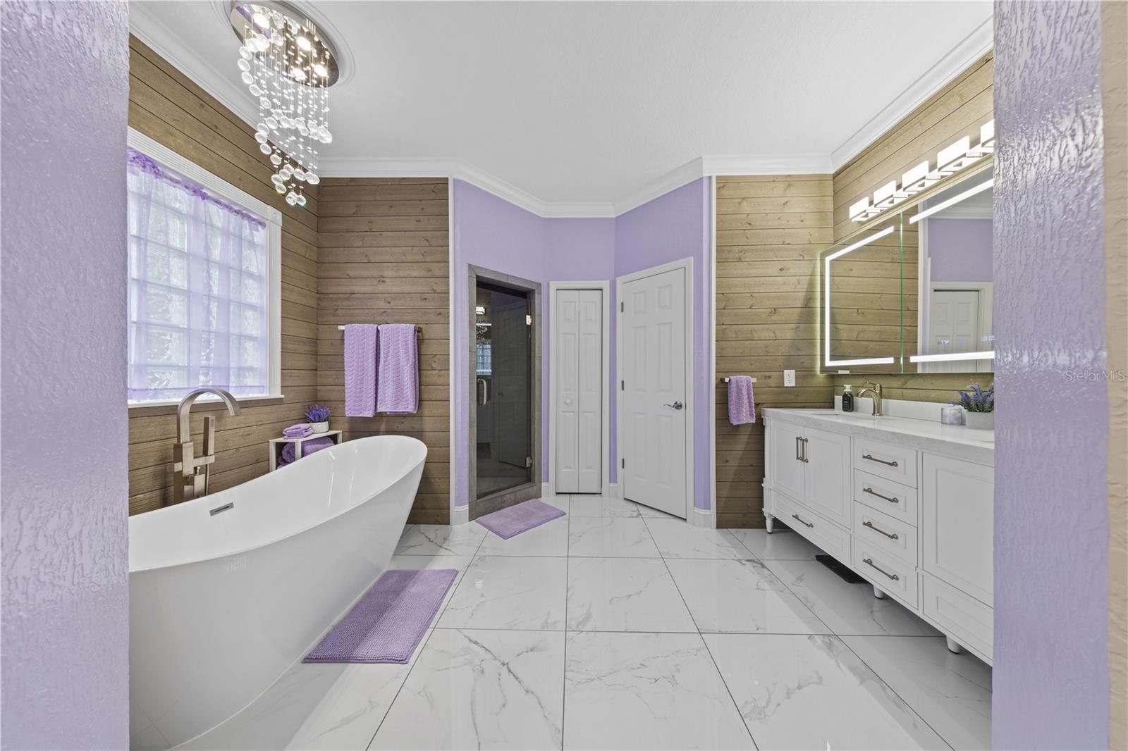 HAMILTON RIDGE - Residential