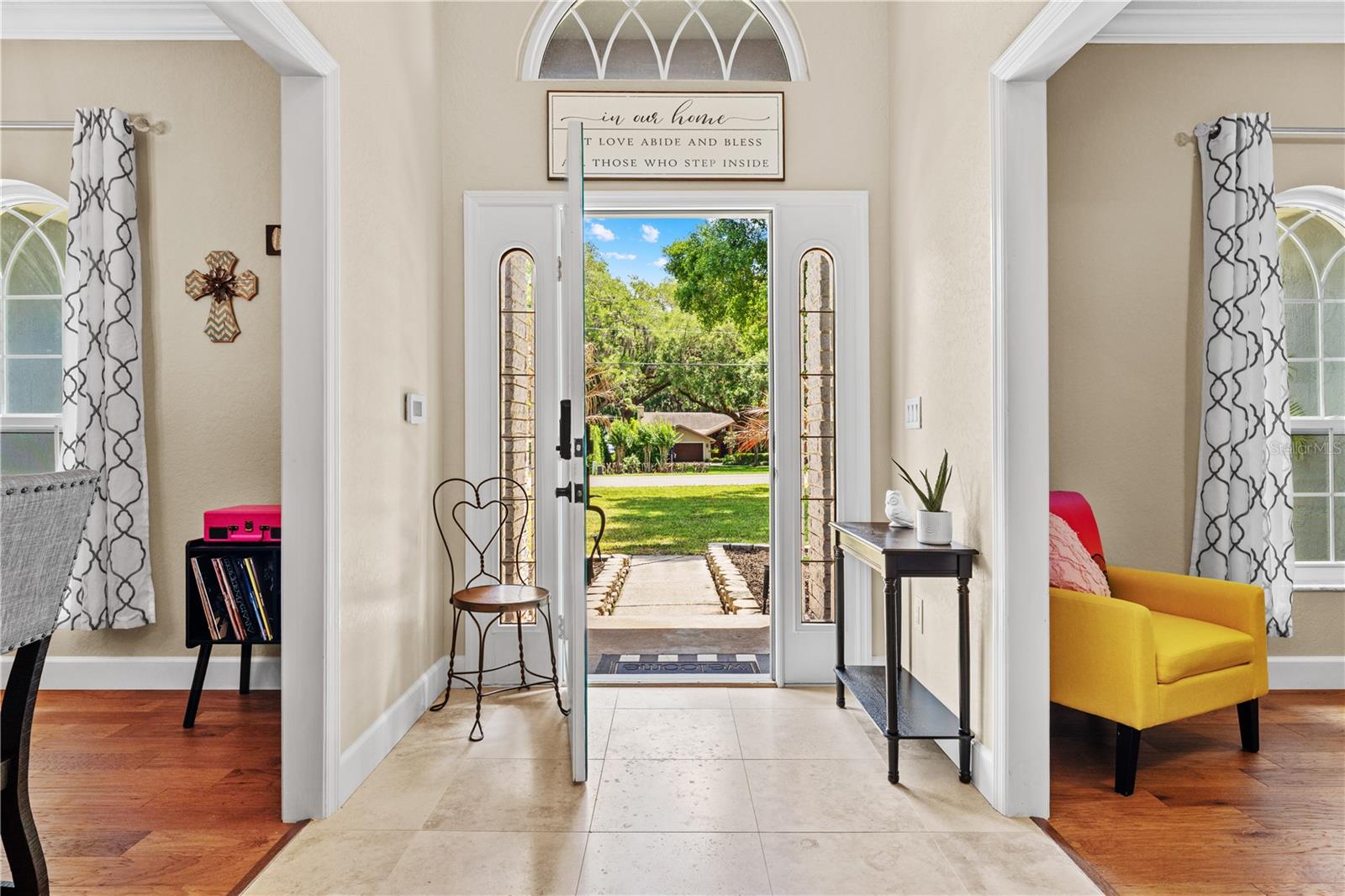 HAMILTON RIDGE - Residential