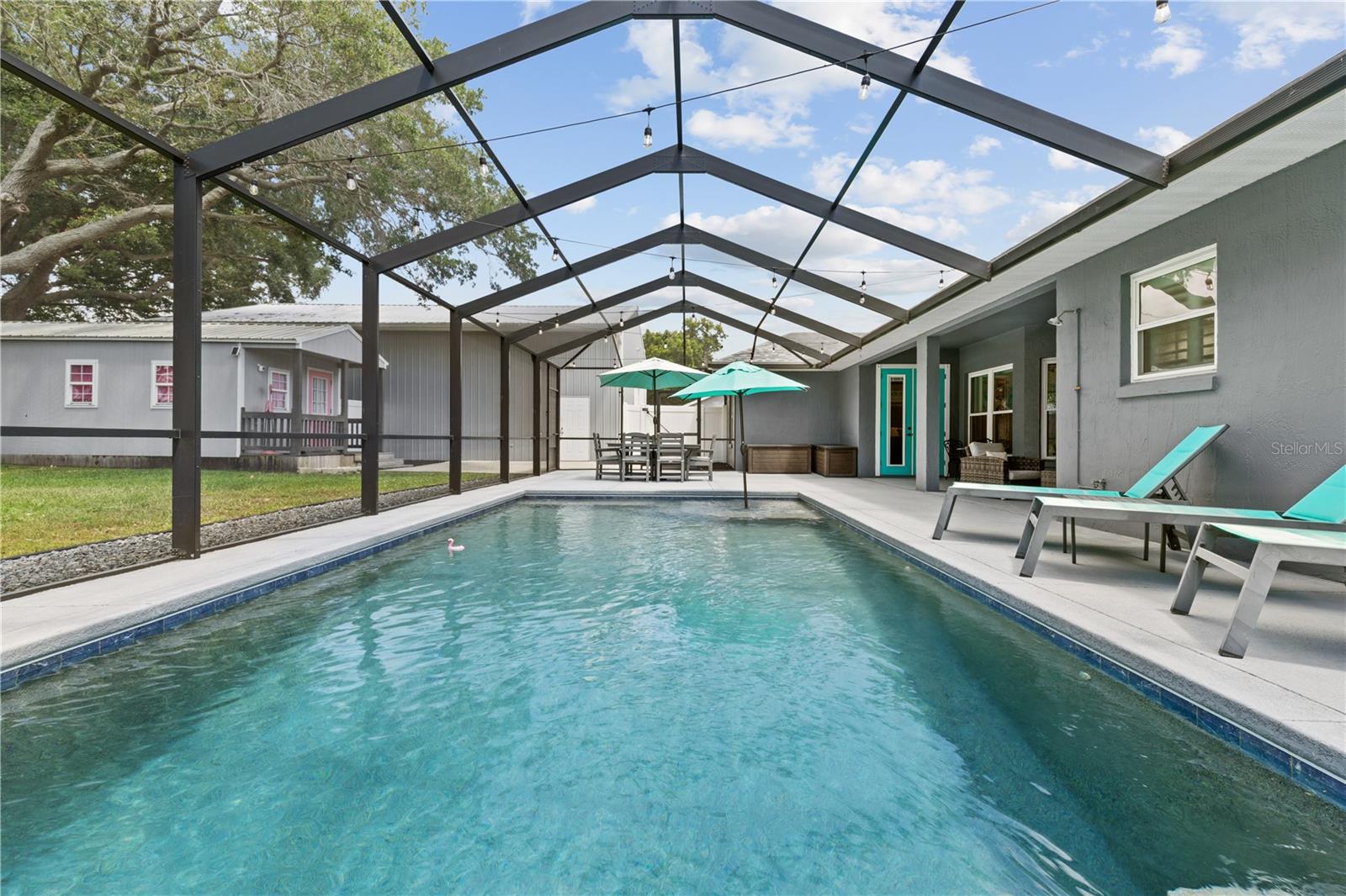 HAMILTON RIDGE - Residential