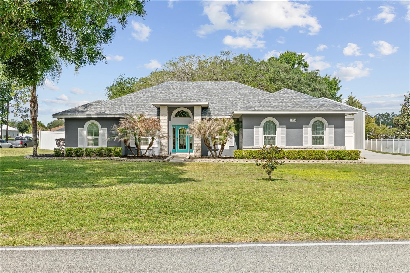 HAMILTON RIDGE - Residential