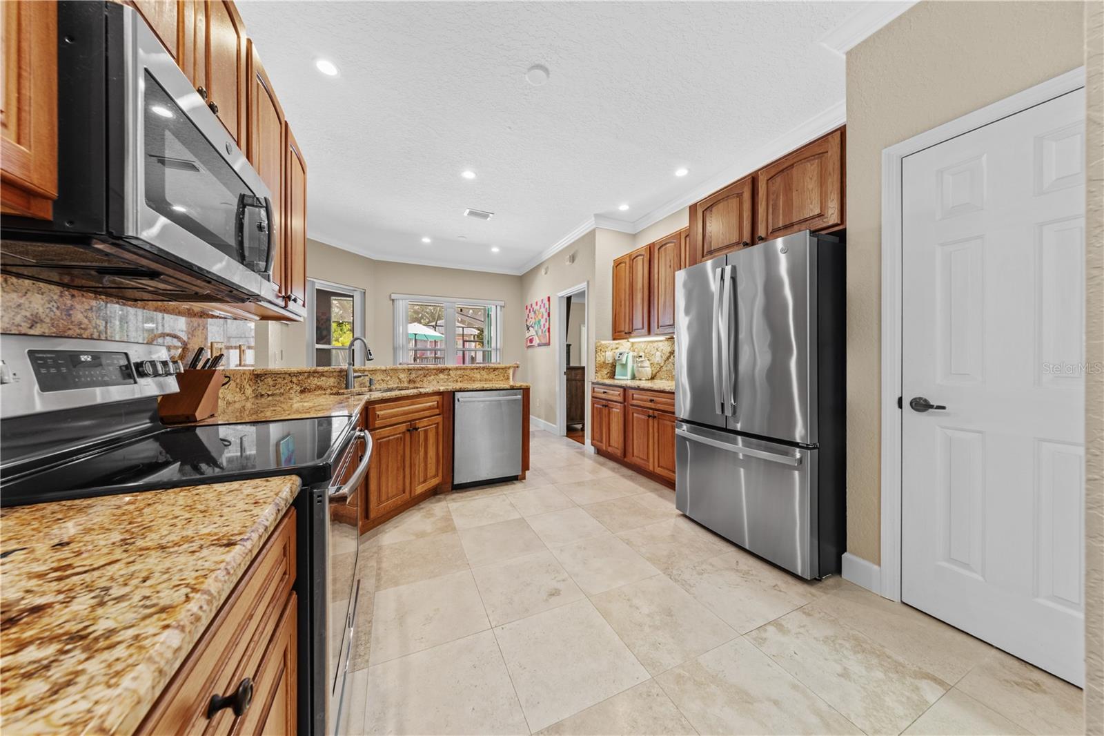 HAMILTON RIDGE - Residential