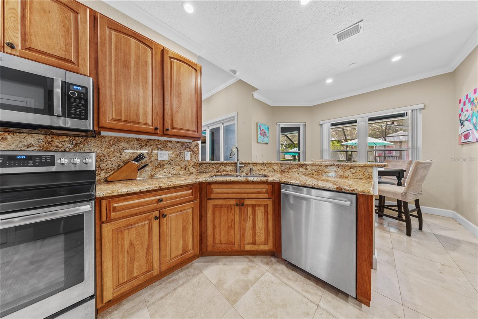 HAMILTON RIDGE - Residential