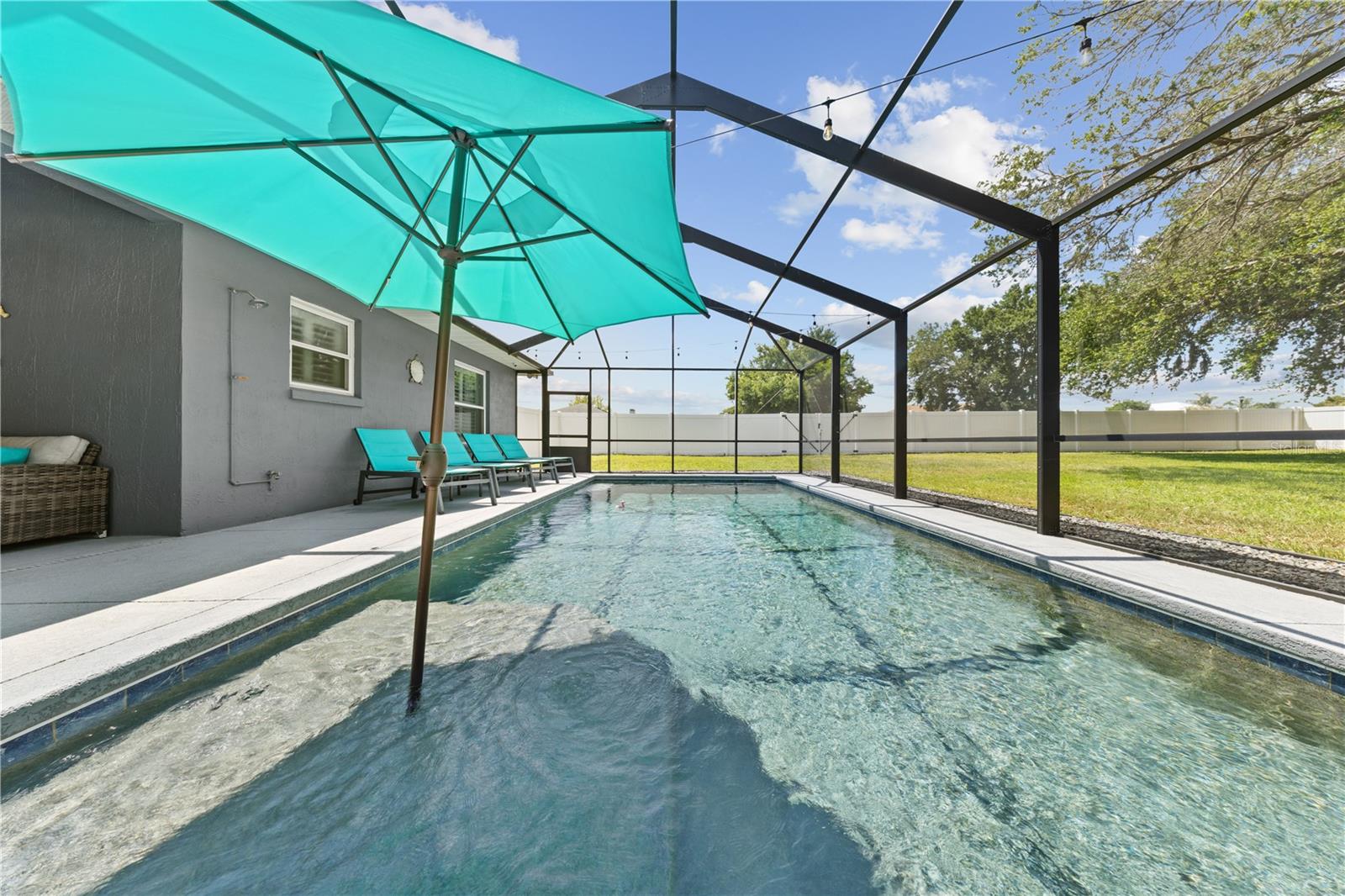 HAMILTON RIDGE - Residential