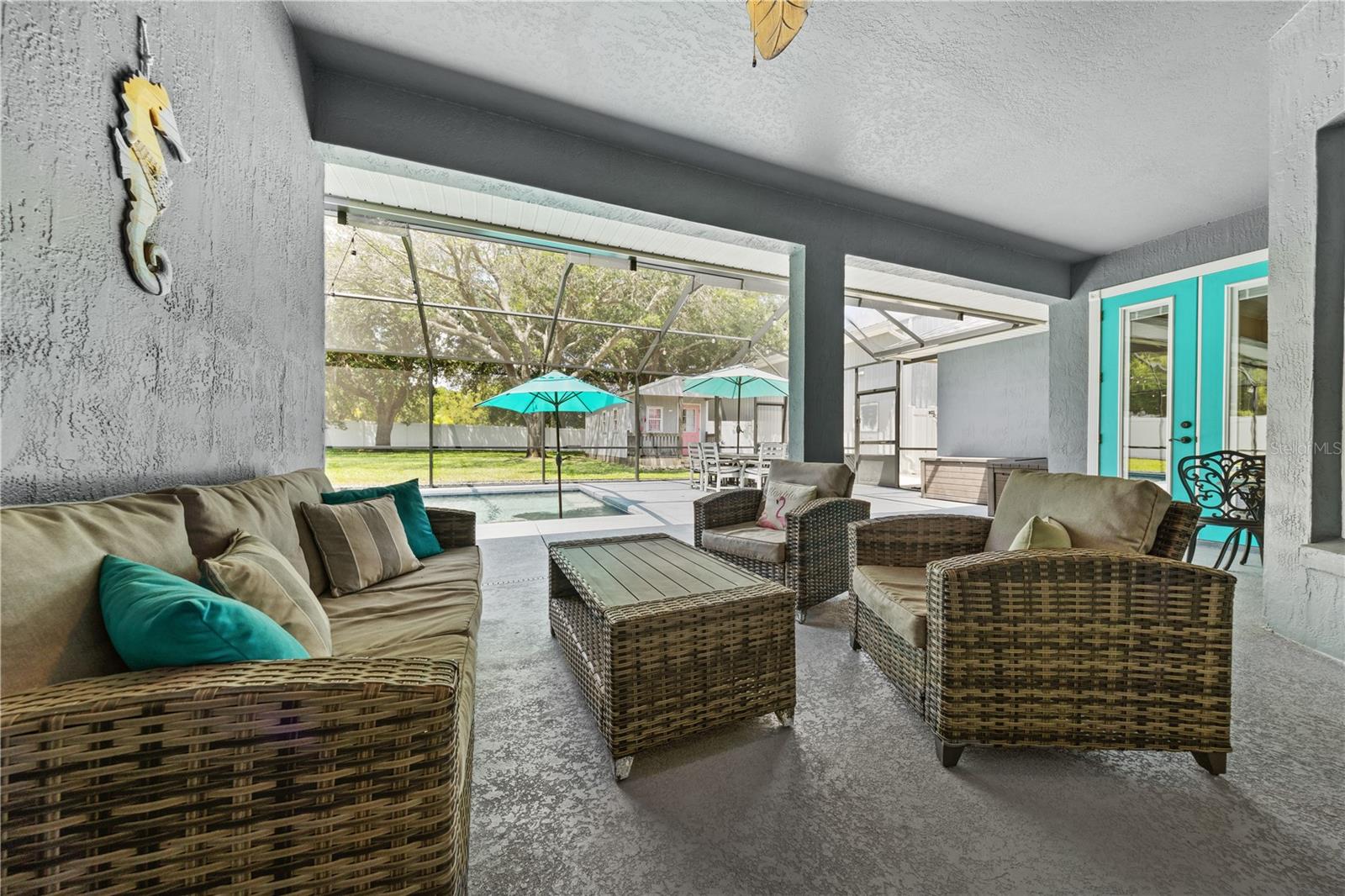 HAMILTON RIDGE - Residential