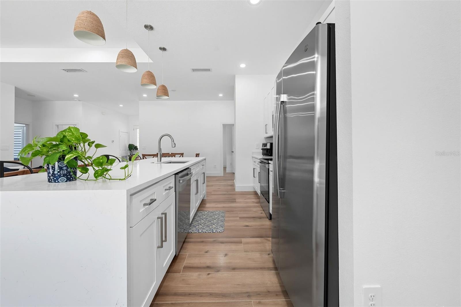 ROLLING MILLS UN ONE - Residential