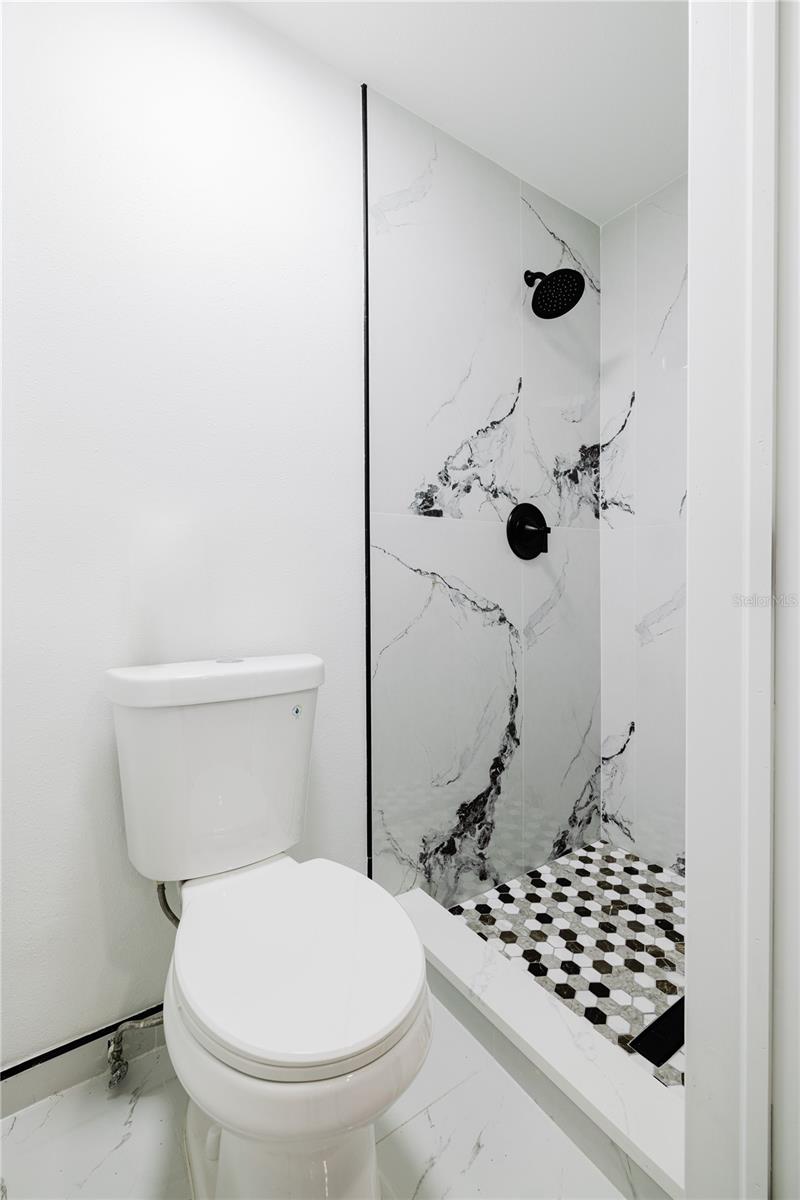 WOODMONT PARK - Residential