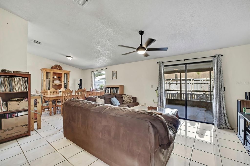 Photo of 1521 Piney Branch Circle, Valrico, FL 33594 (MLS # TB8469750)