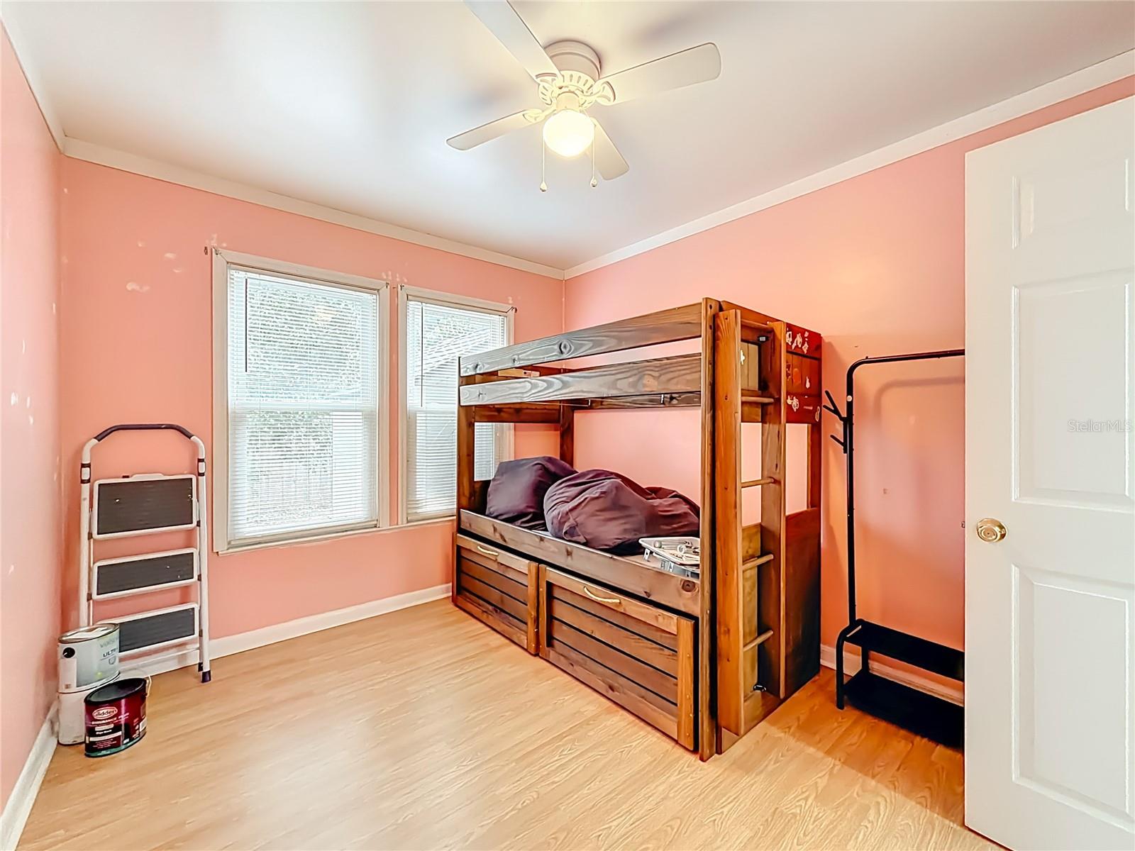 COLONIAL HEIGHTS - Residential