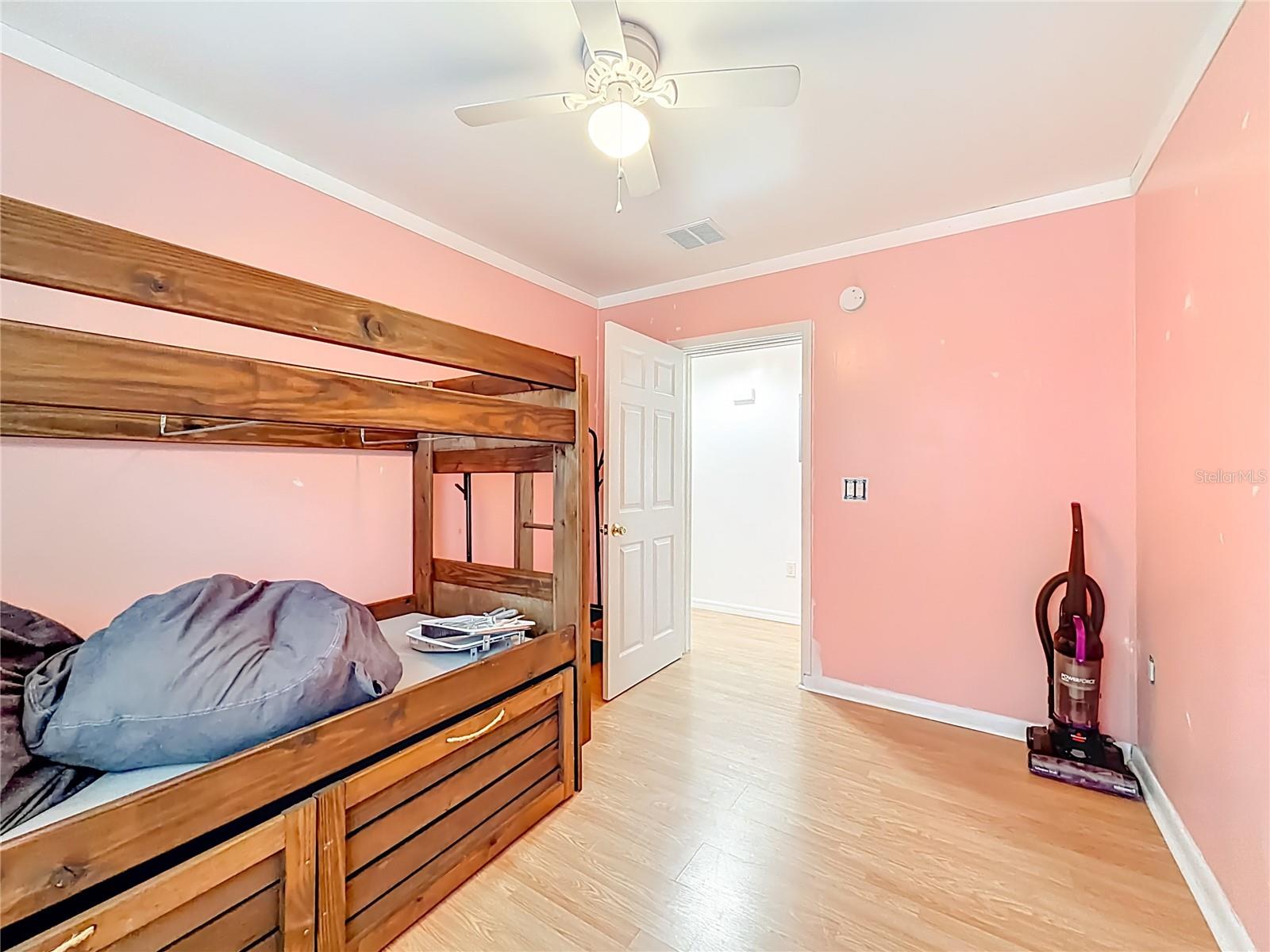 COLONIAL HEIGHTS - Residential