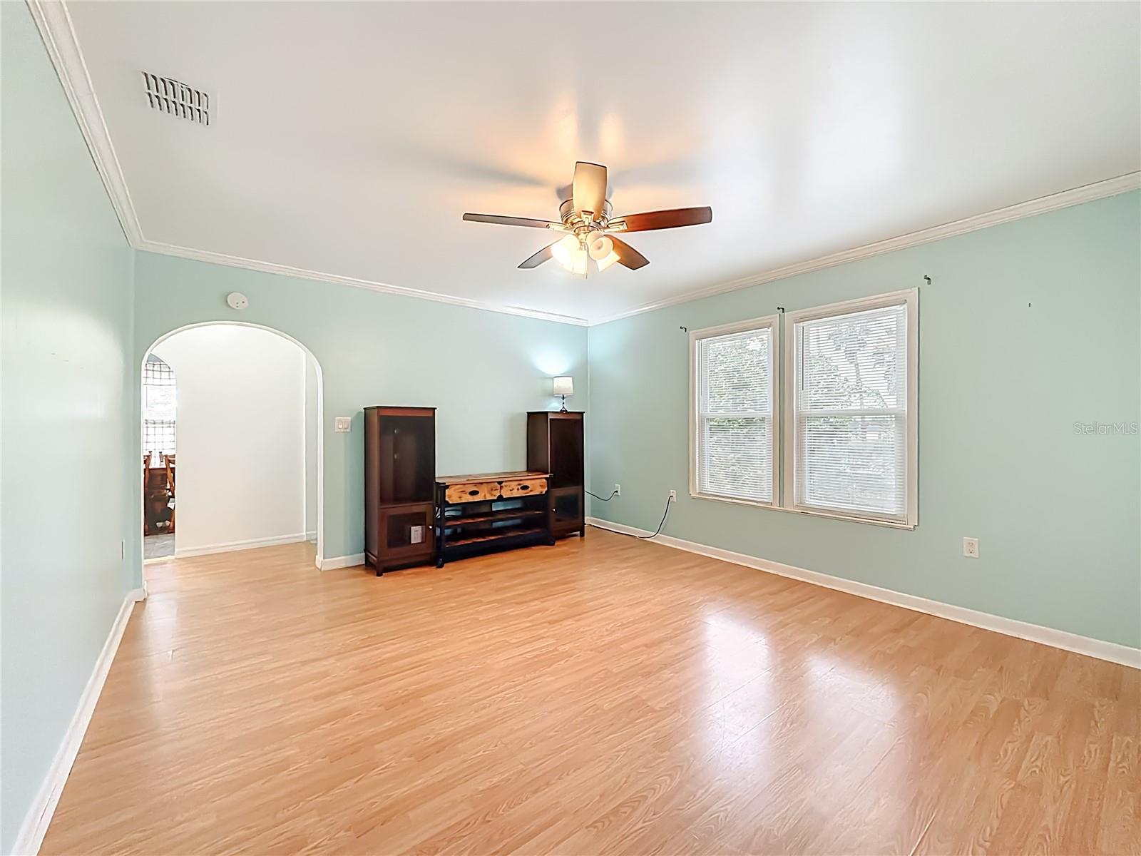 COLONIAL HEIGHTS - Residential