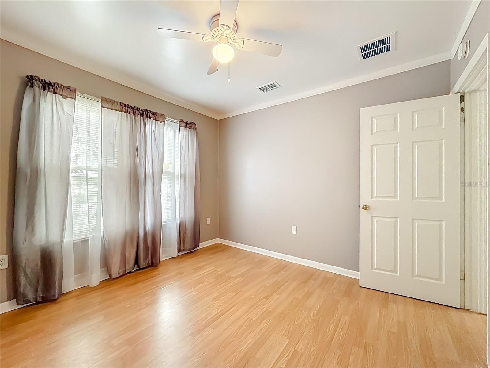 COLONIAL HEIGHTS - Residential