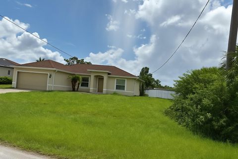 Photo of 3152 Point Street, North Port, FL 34286 (MLS # N6139927)