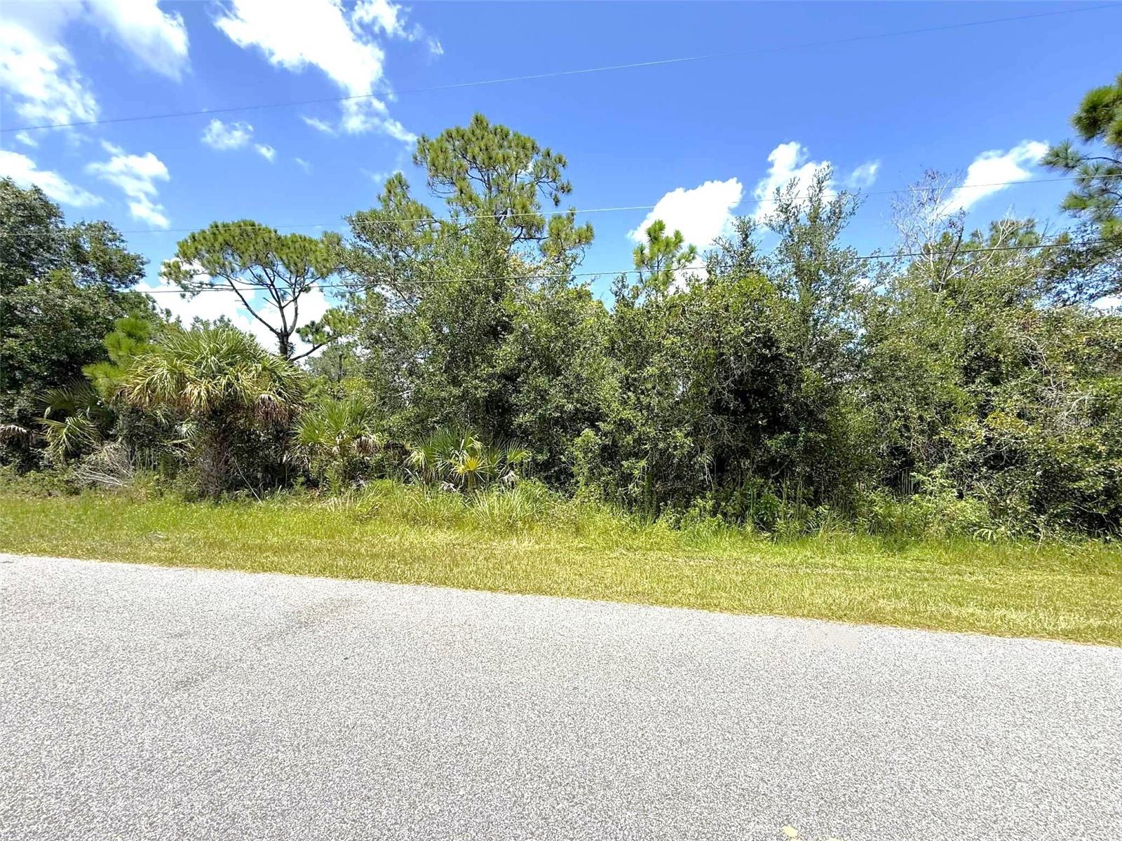 PORT CHARLOTTE SUB 32 - Land