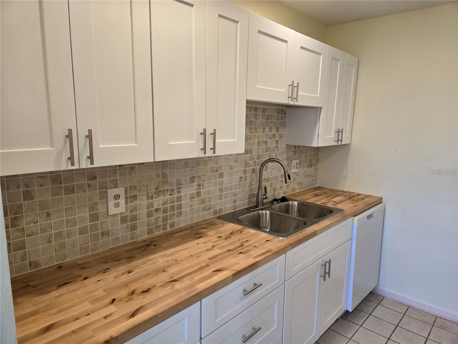 HIGHGATE D CONDO - Residential