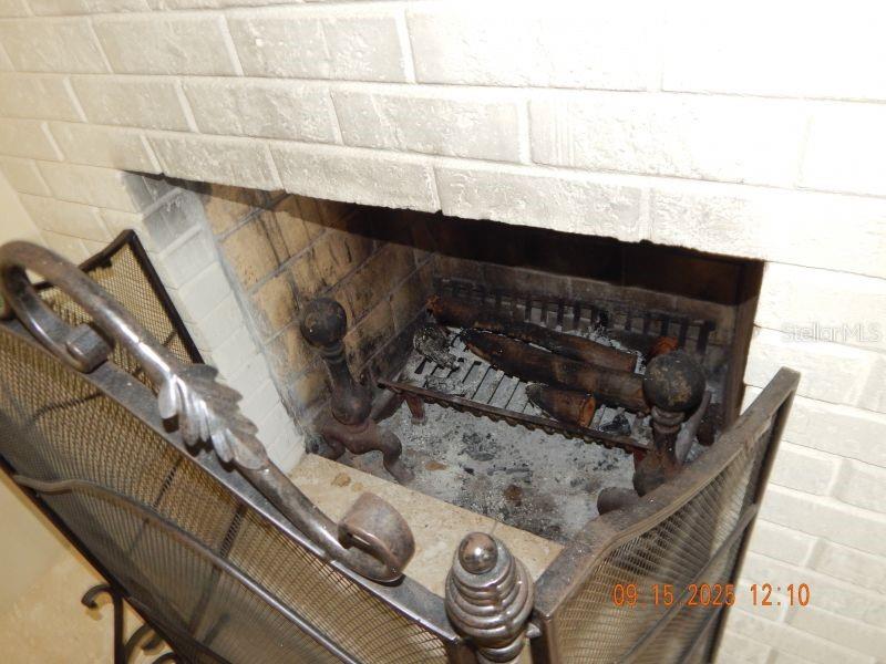 SOUTH LAKE SHORES UNIT 01 - Residential