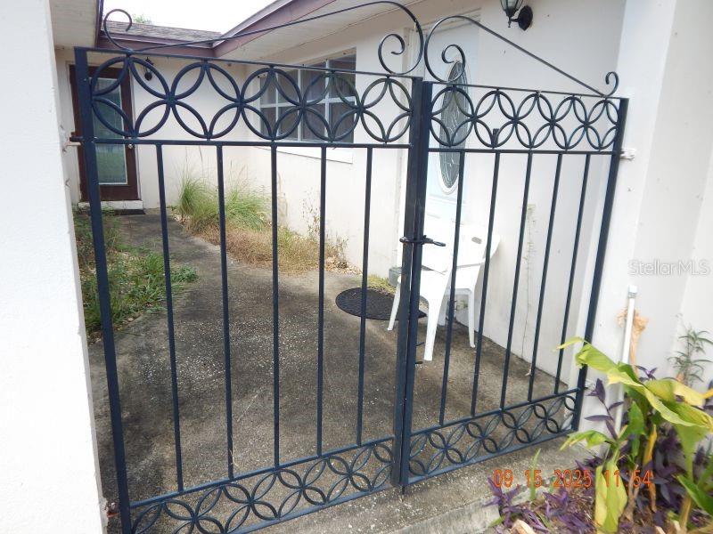 SOUTH LAKE SHORES UNIT 01 - Residential