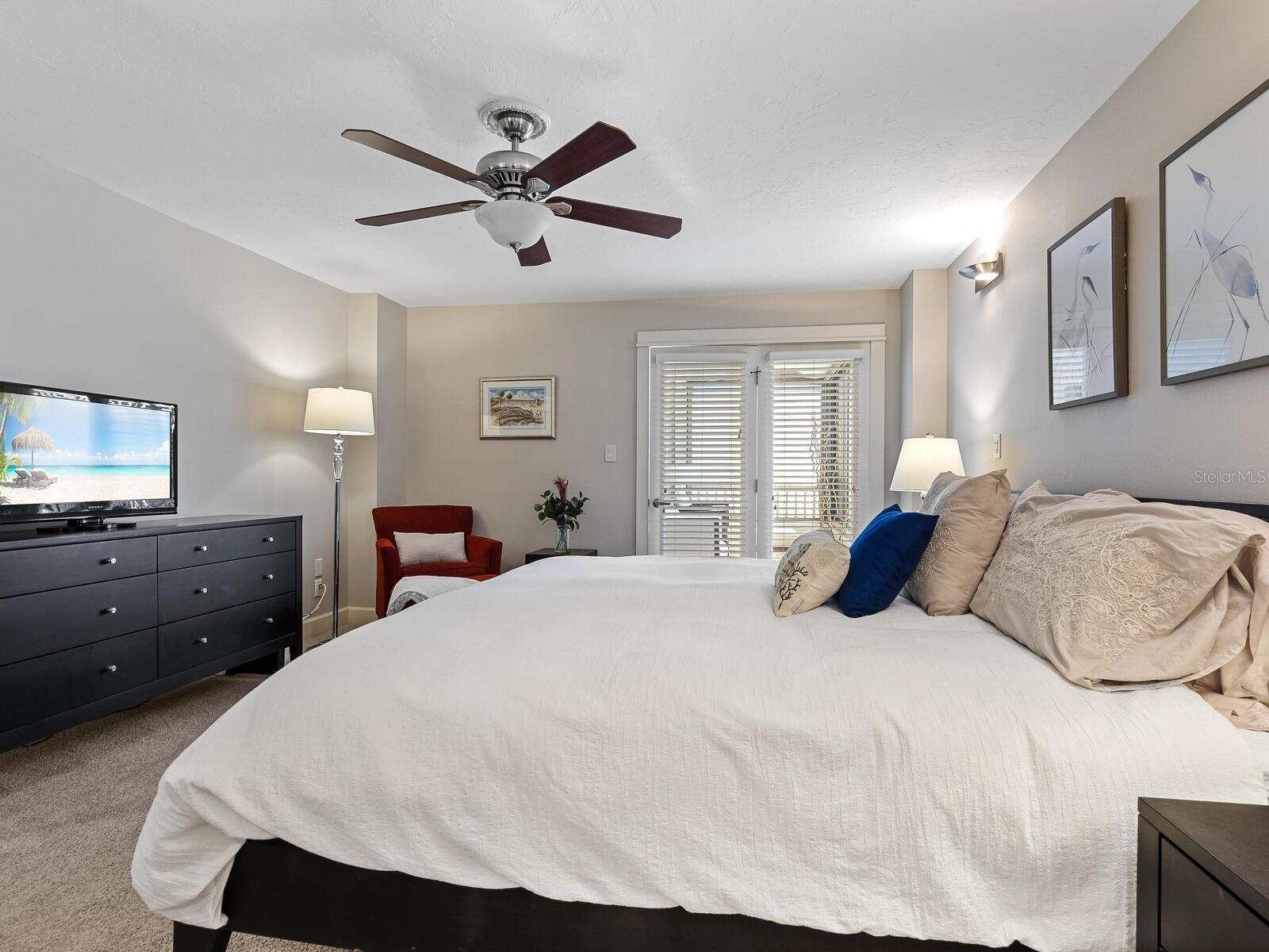 GULF & BAY CLUB - Residential Lease