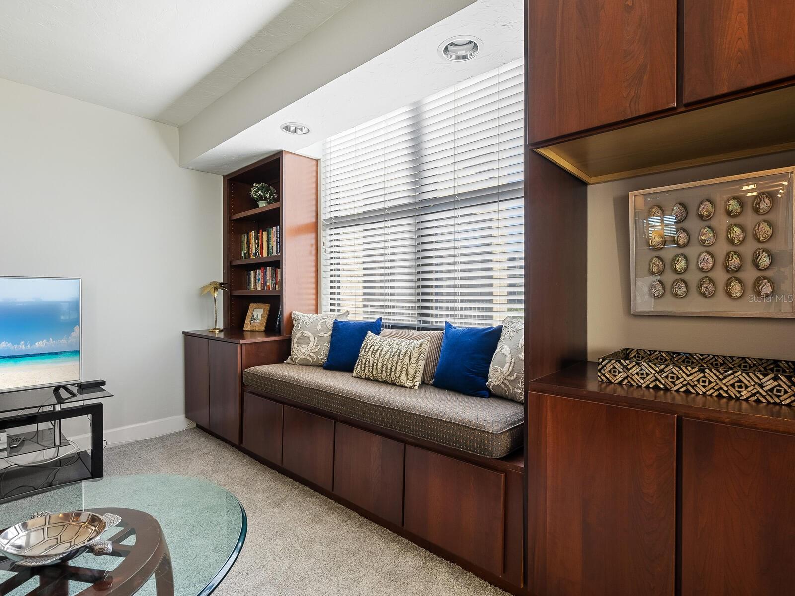 GULF & BAY CLUB - Residential Lease