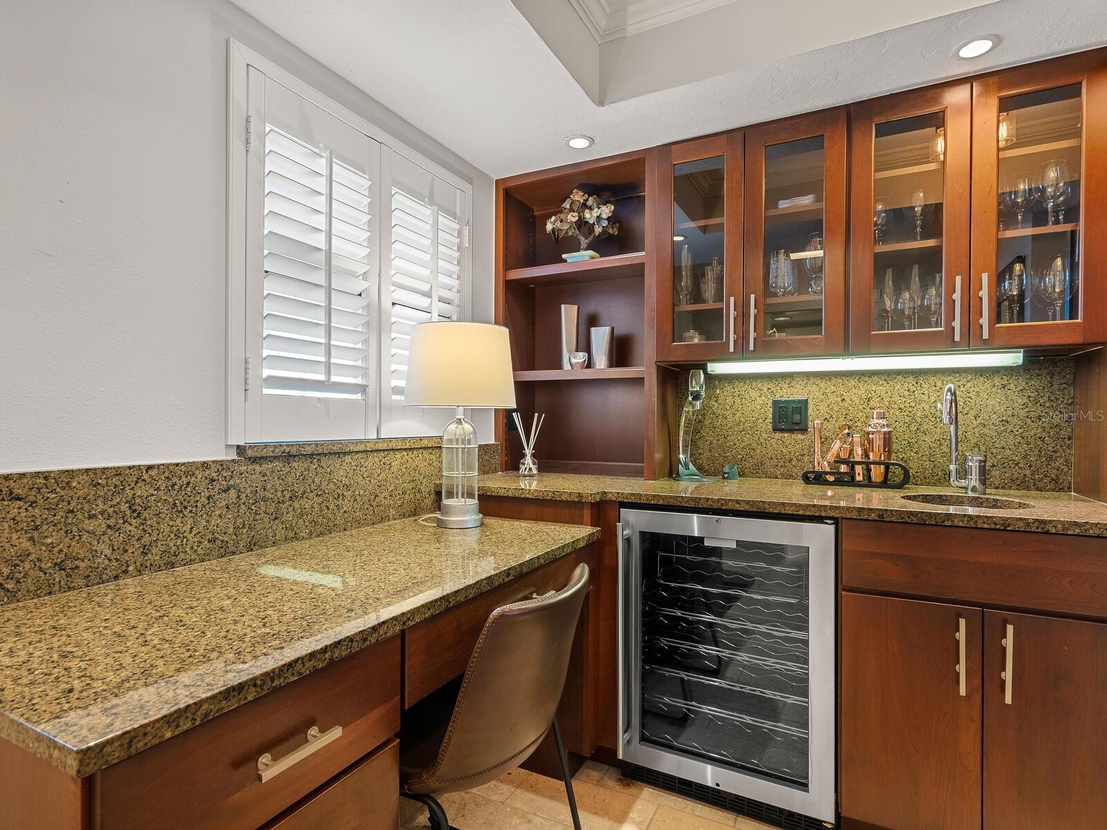 GULF & BAY CLUB - Residential Lease