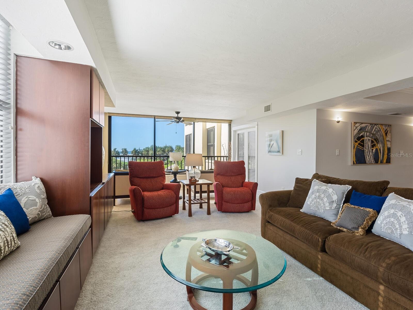 GULF & BAY CLUB - Residential Lease