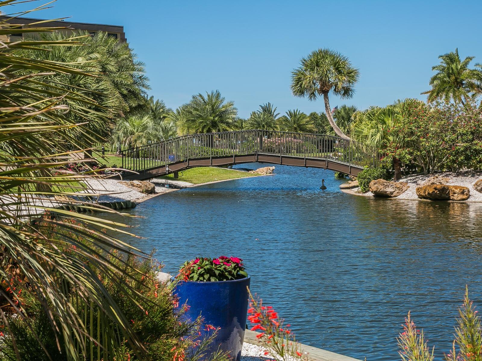 GULF & BAY CLUB - Residential Lease