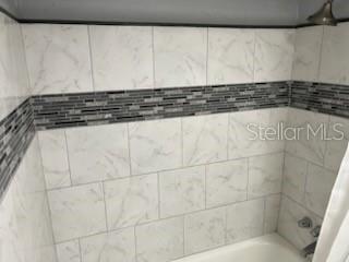 DREW GARDEN APTS - Residential Lease