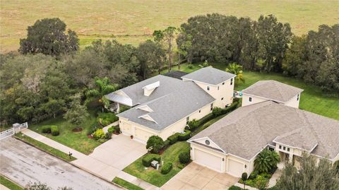 A home in PARRISH