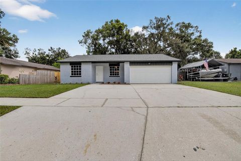 Photo of 423 Forest Oak Drive, Seffner, FL 33584 (MLS # TB8435281)