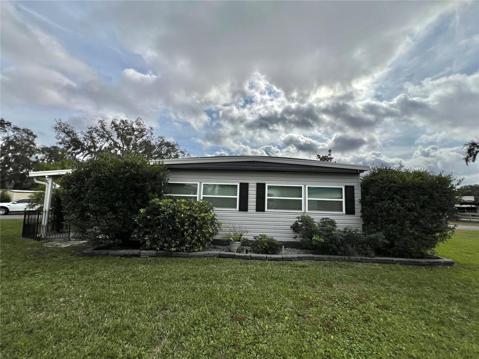 HAWTHORNE AT LEESBURG A COOP - Residential