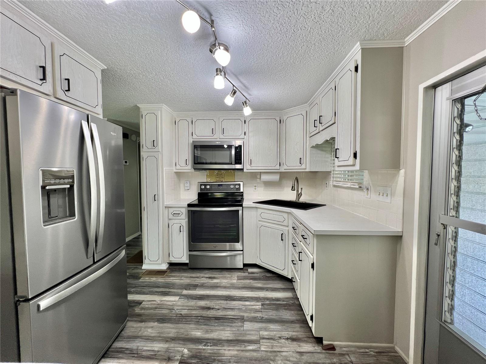 HAWTHORNE AT LEESBURG A COOP - Residential