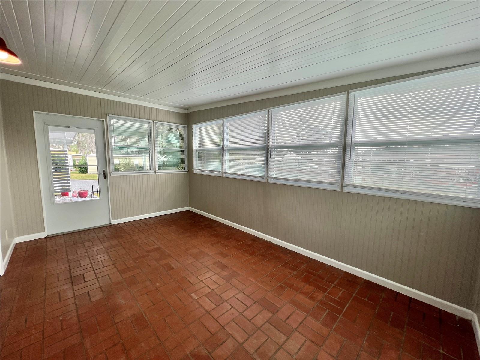 HAWTHORNE AT LEESBURG A COOP - Residential