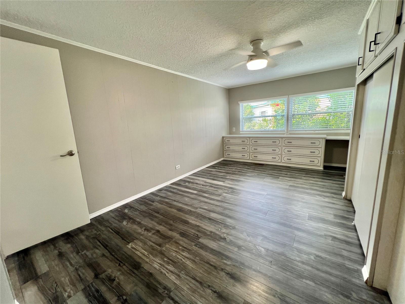 HAWTHORNE AT LEESBURG A COOP - Residential