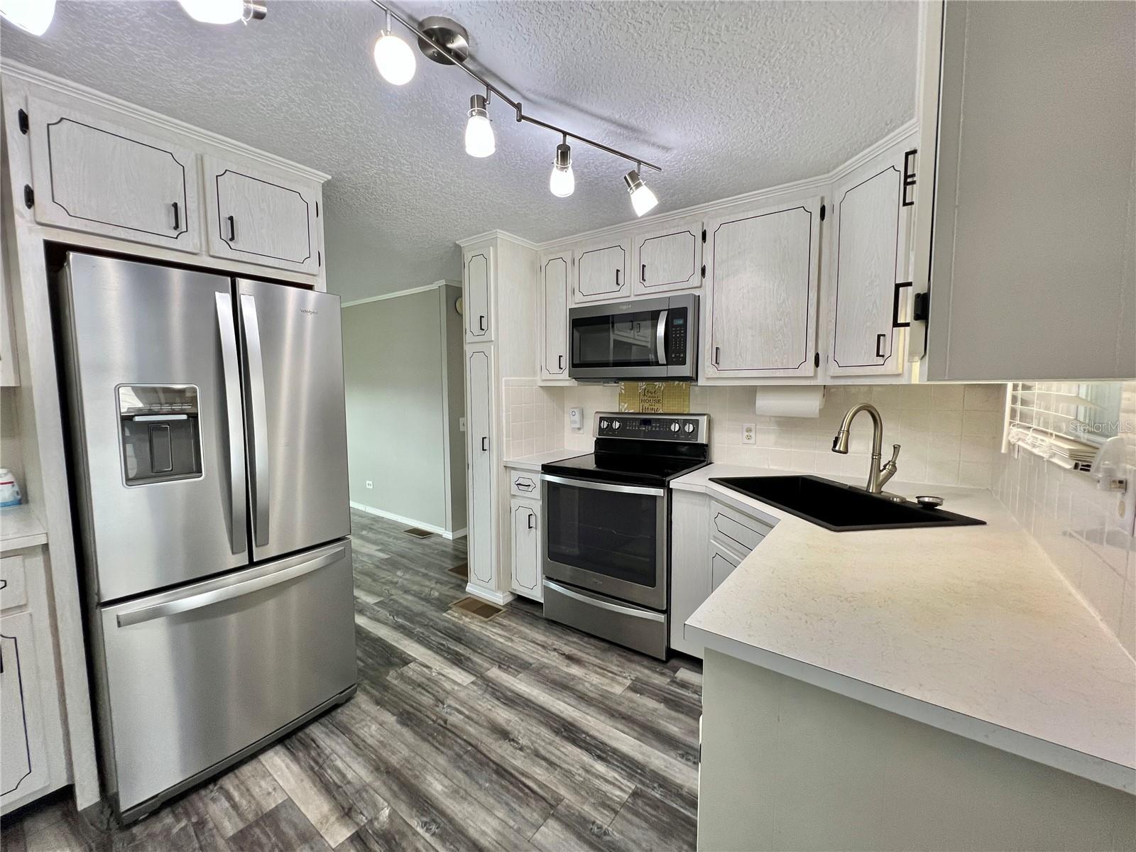 HAWTHORNE AT LEESBURG A COOP - Residential