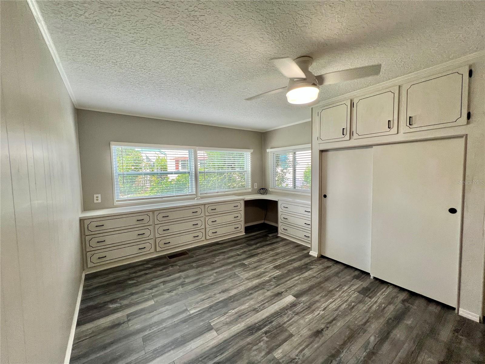 HAWTHORNE AT LEESBURG A COOP - Residential