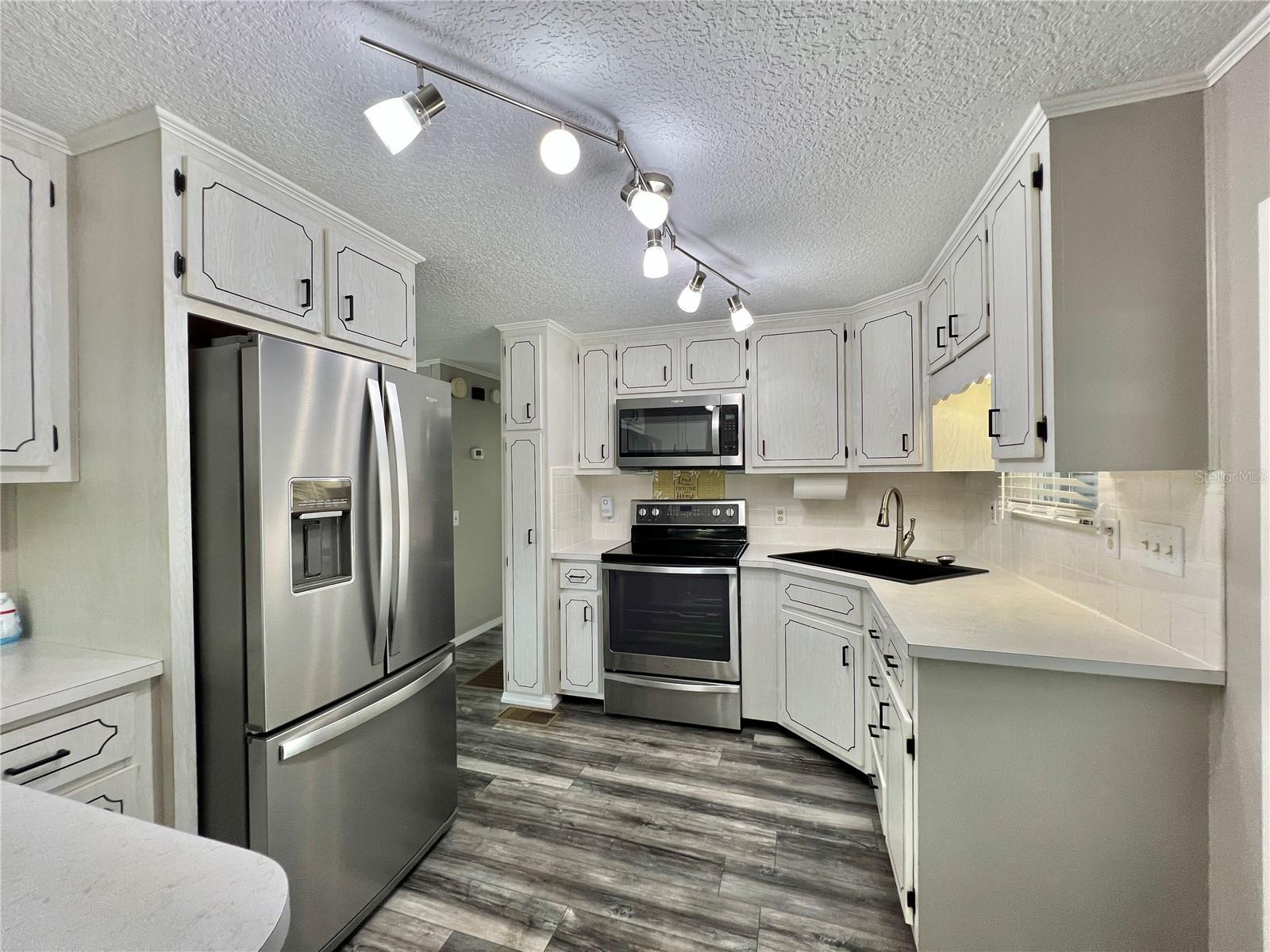 HAWTHORNE AT LEESBURG A COOP - Residential