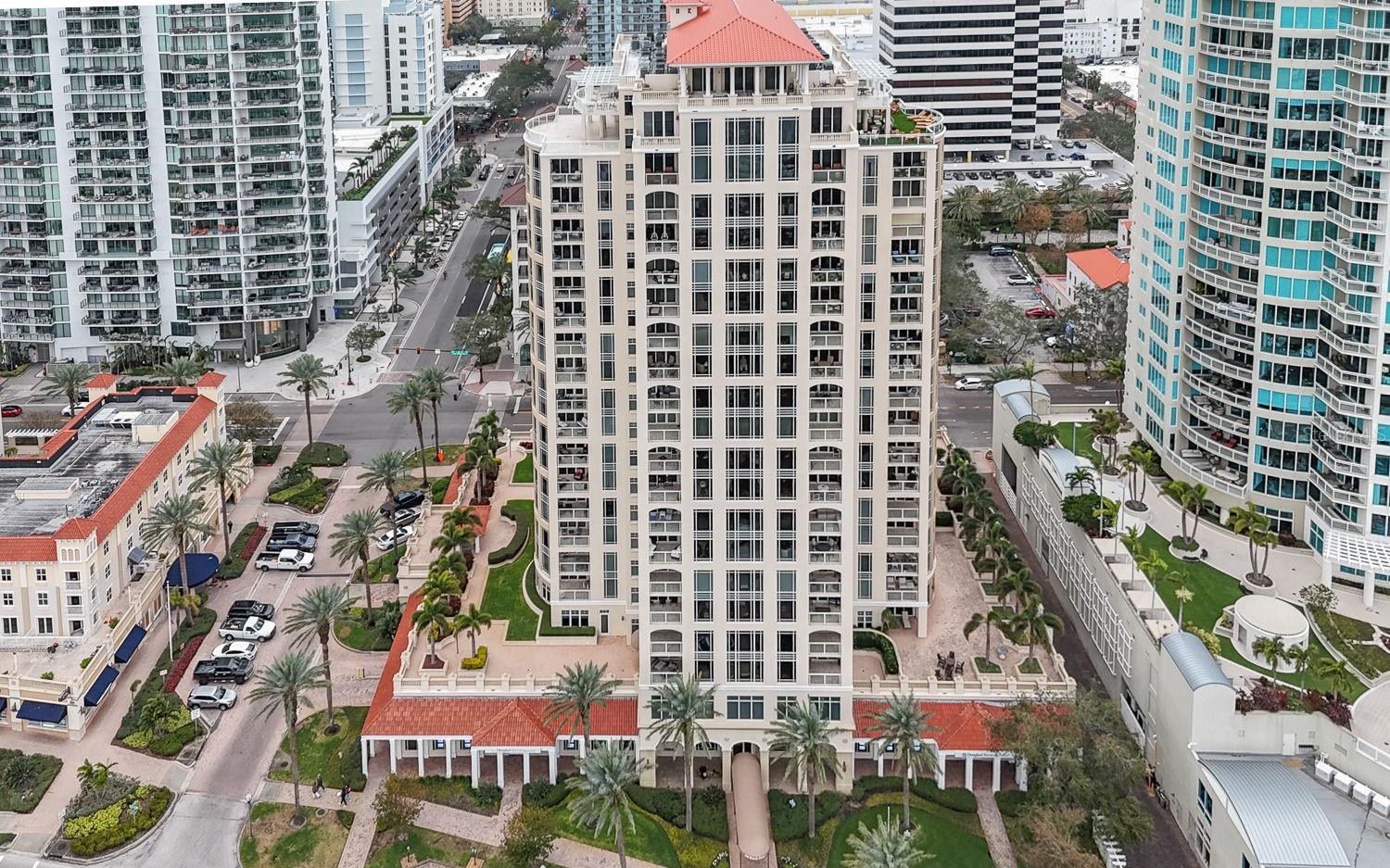 FLORENCIA CONDO - Residential