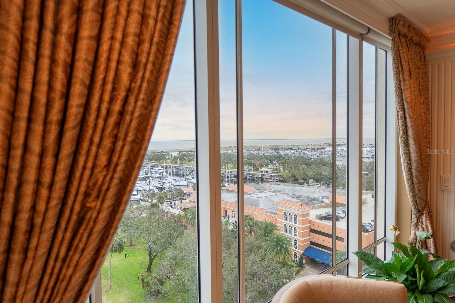 FLORENCIA CONDO - Residential