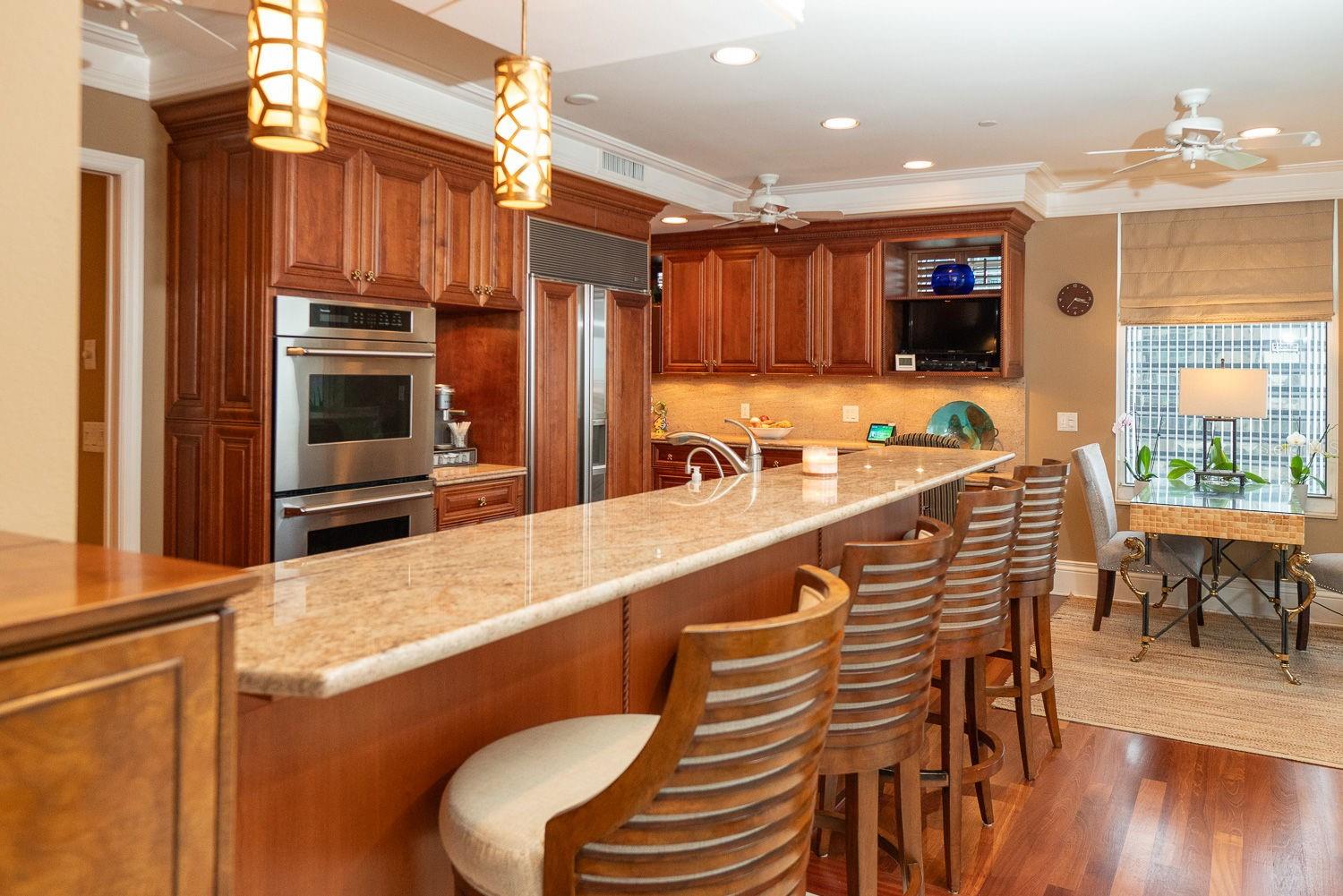 FLORENCIA CONDO - Residential