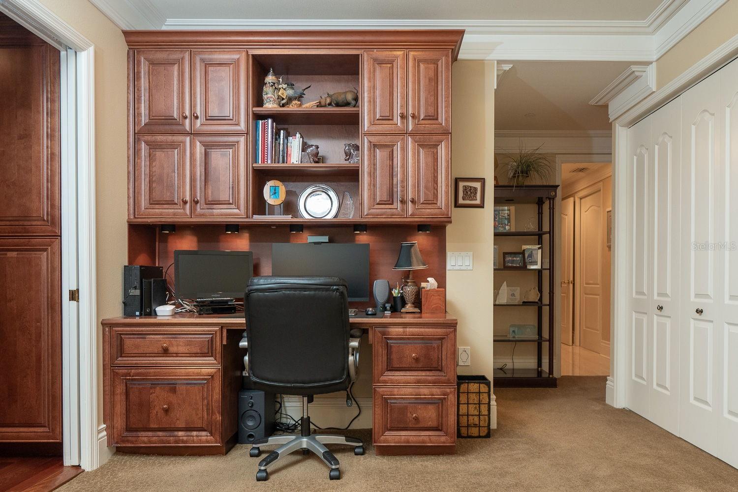 FLORENCIA CONDO - Residential