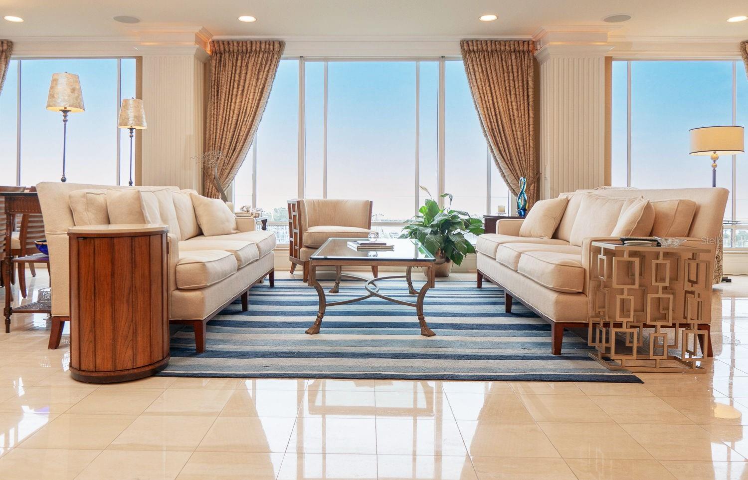 FLORENCIA CONDO - Residential