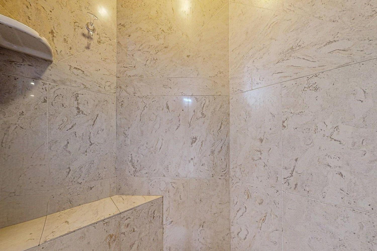 FLORENCIA CONDO - Residential