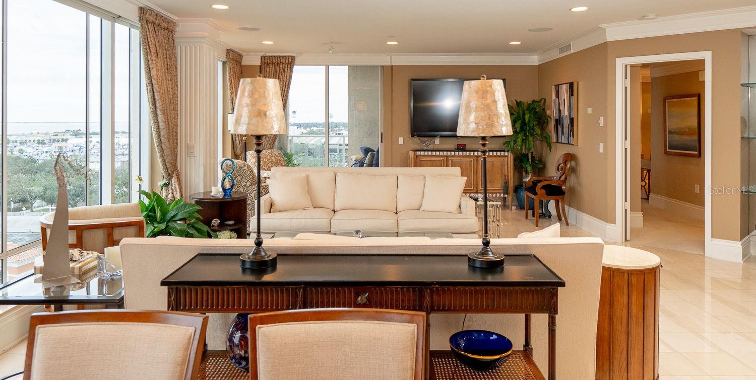 FLORENCIA CONDO - Residential